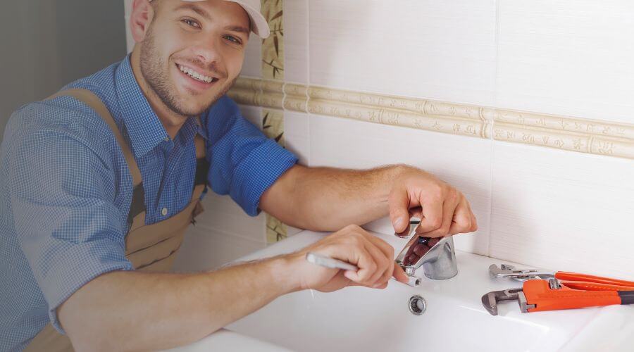 Professional clogged drains services in Smyer, TX